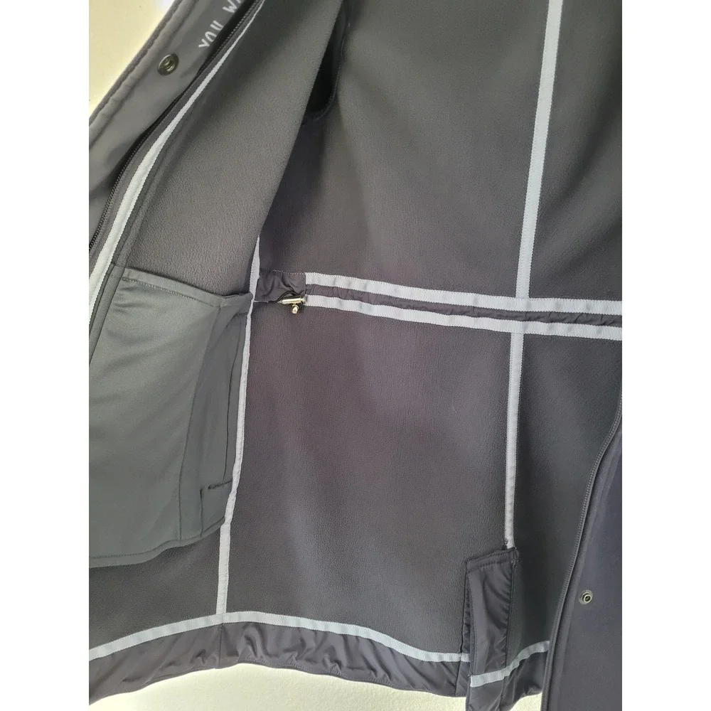 Ivivva softshell hooded